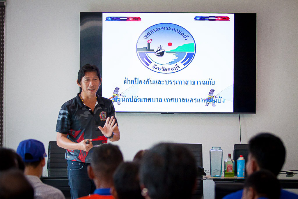 training-on-safe-driving-20