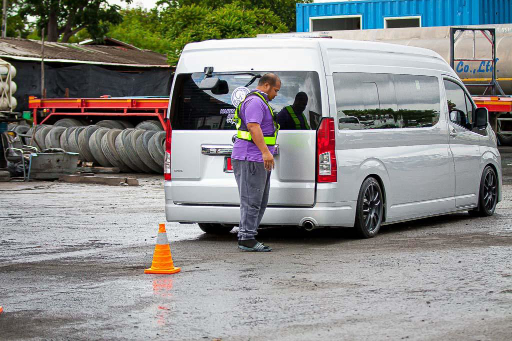 training-on-safe-driving-22
